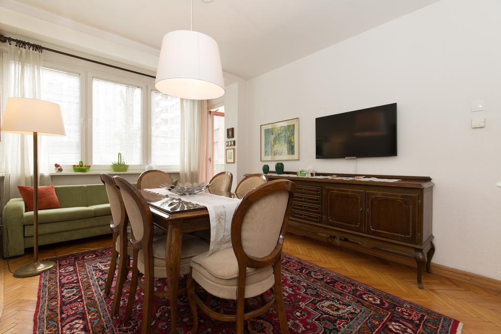 Apartment Gloria ซาราเยโว ภายนอก รูปภาพ