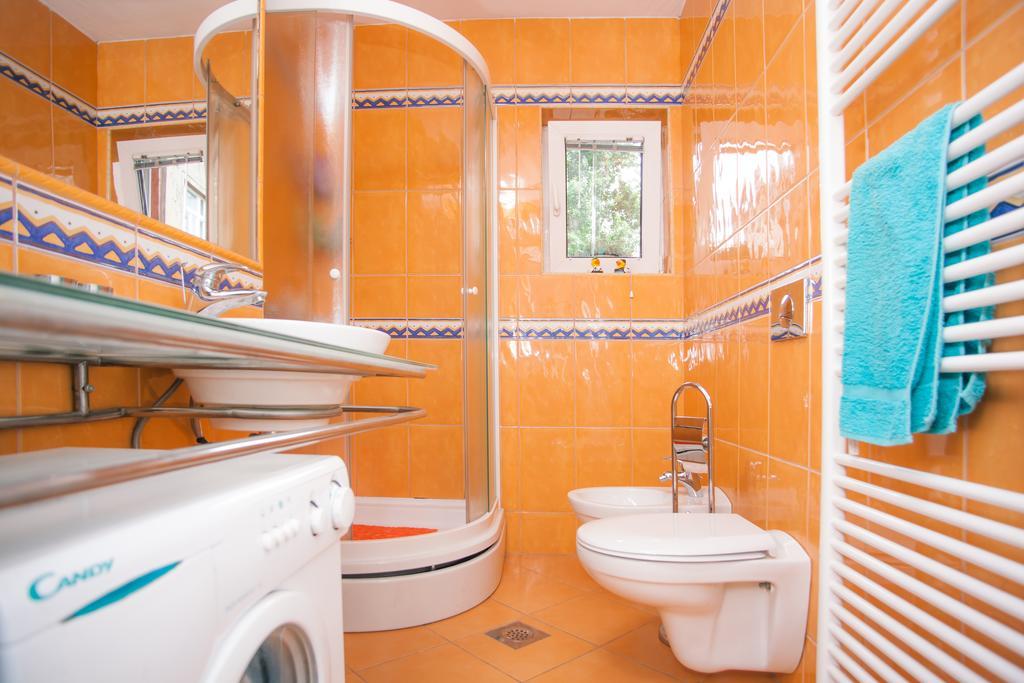 Apartment Gloria ซาราเยโว ภายนอก รูปภาพ